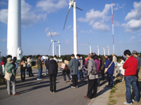 久居風力発電見学の様子